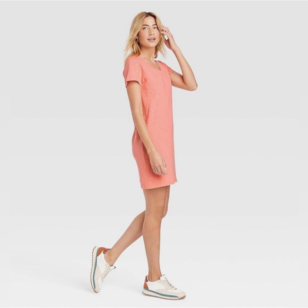Universal Thread Women's Coral Orange Pink Short Sleeve T-Shirt Dress